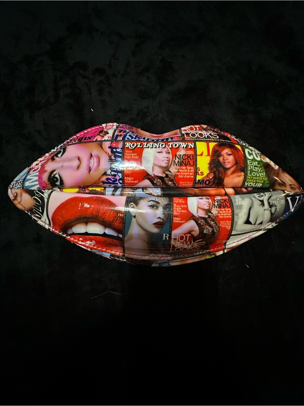 Lips Shaped Magazine Collage Clutch - Multicolor